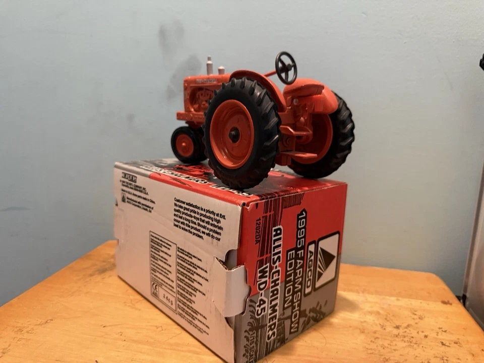 Allis Chambers WD-45 1995 Farm Show Edition - Image 4 of 4