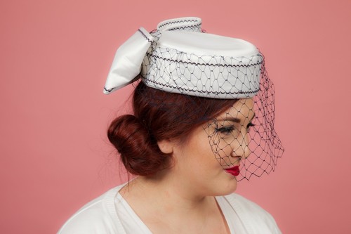 Vintage white \u0026 navy blue satin pillbox 
