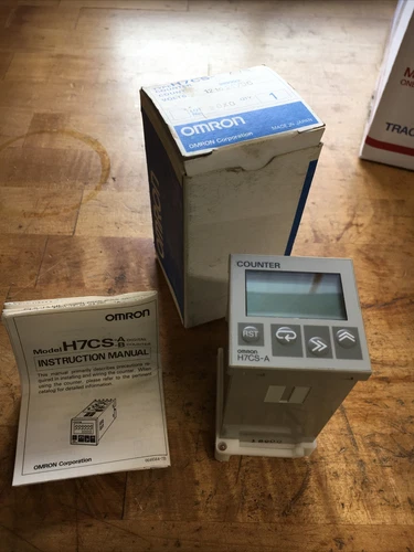 OMRON H7CS-AVS DIGITAL COUNTER 12-24vdc New In Box