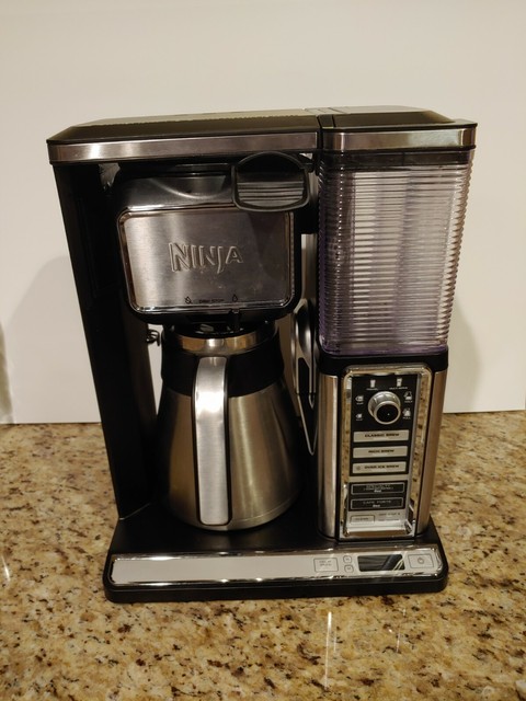 20 30 cup coffee makers West Bend Coffee Party Percolator, Polished Aluminum, 30 Cup Capacity