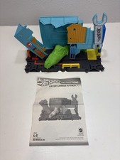 Mattel Hot Wheels City Gator Garage Attack Play Set with instructions