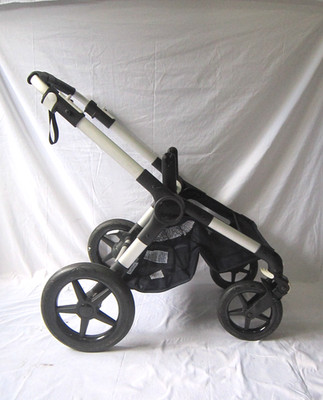 Bugaboo Fox 2 Chassis Rahmen, Korb & Räder