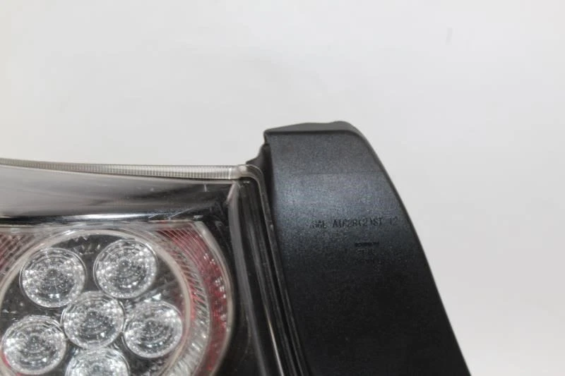 Base de luz trasera izquierda para conductor compatible con SCION TC 2014-2016 OEM #29895 Foto 3 de 4