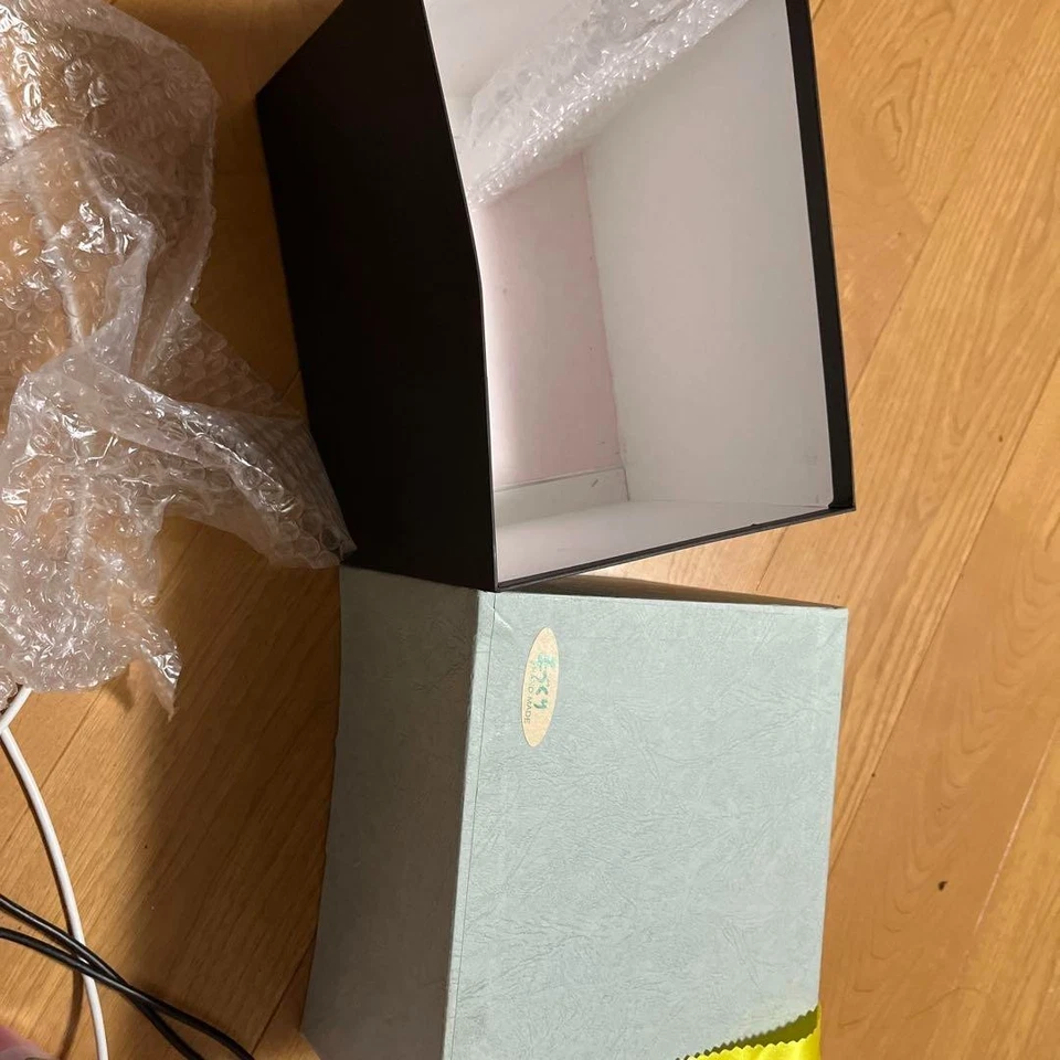 Antiguo casco japonés vintage Samurai Kabuto - Casco tradicional de vidrio usado Foto 4 de 4