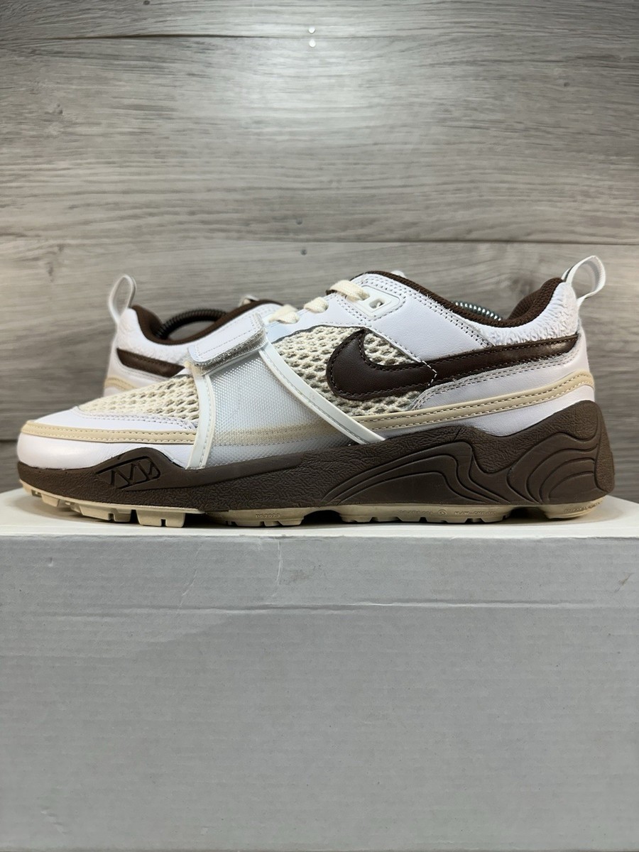 靴 Nike Zoom Field Jaxx 9.5 / 11 Nike Zoom Field Jaxx Travis Scott Light Chocolate Men's