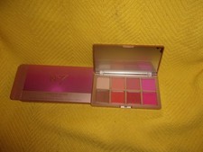 New No7 A Touch of Colour Face Palette. Lips, Eyes, Cheeks