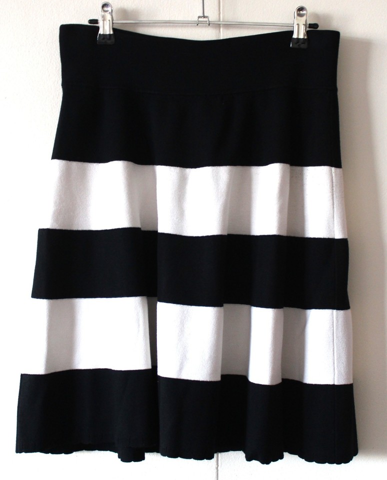 REVIEW – Women’s Flared Skirt – Size 12