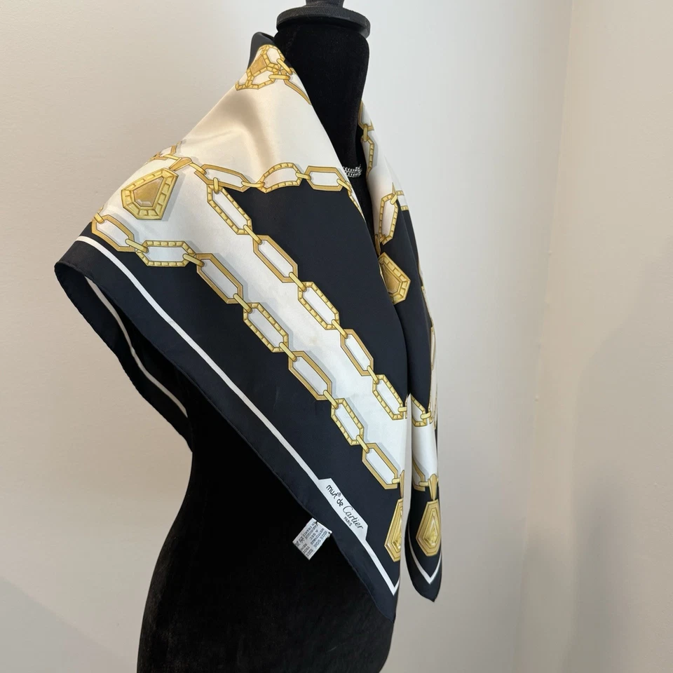Authentic Cartier Black and Gold Chain Pattern Scarf Made In France - Image 3 of 4