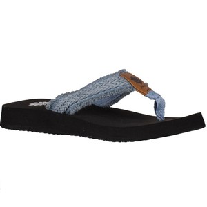 yellow box fianni flip flops