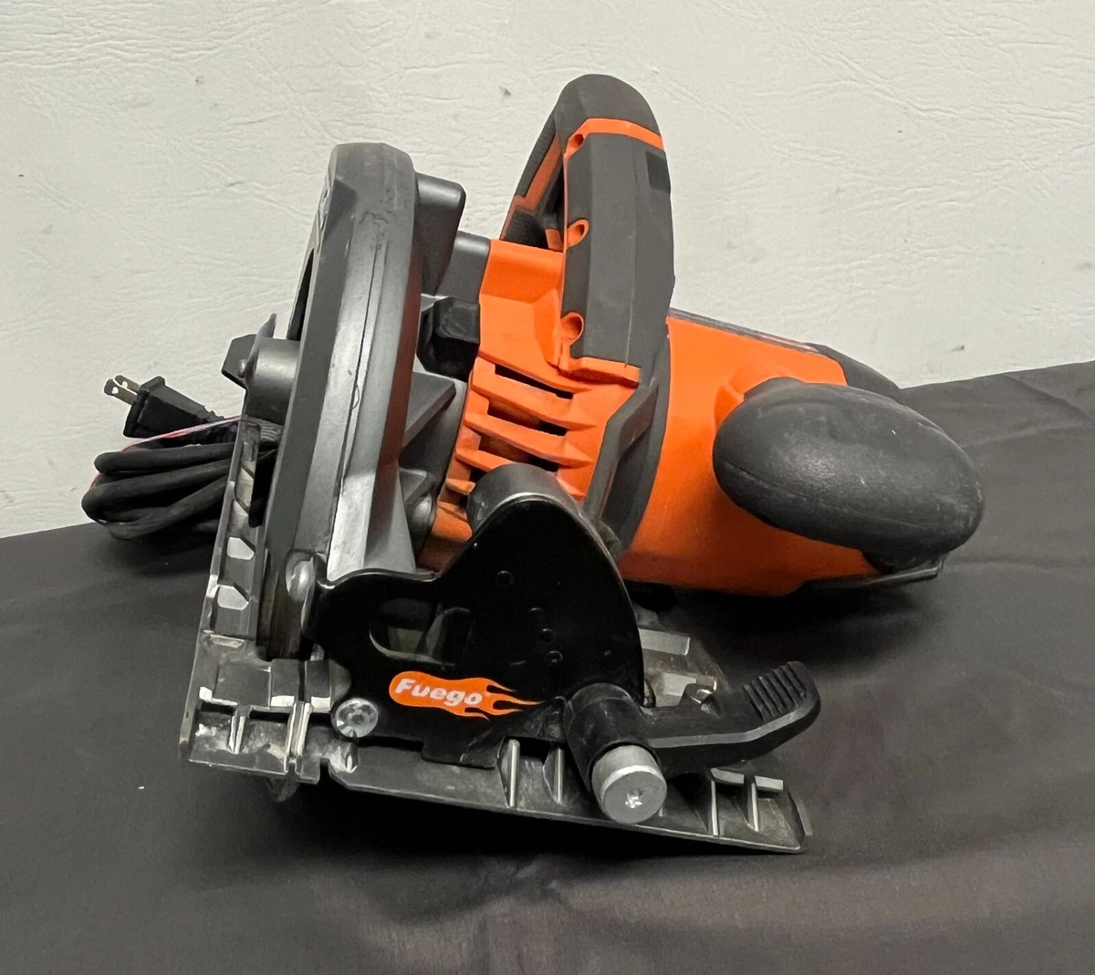 Ridgid 12 Amp Corded 6-1/2 in. Magnesium Compact Framing Circular Saw R3204  eBay