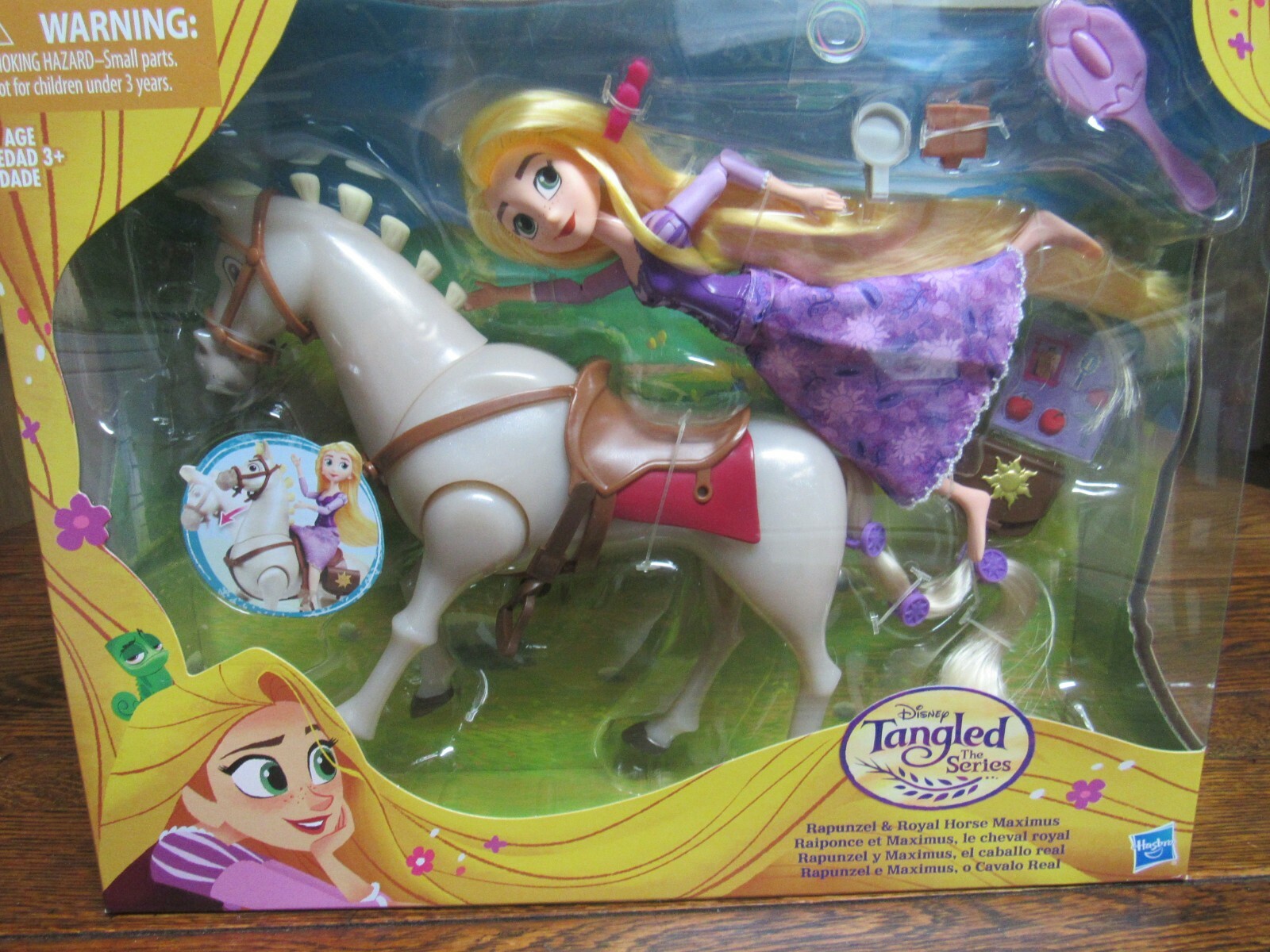 rapunzel and royal horse maximus