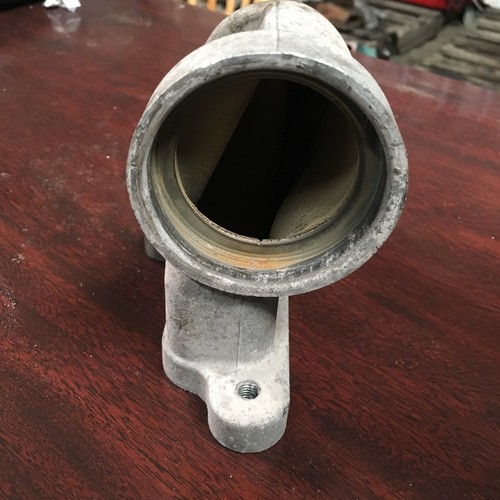 INTERNATIONAL Maxxforce 13 Thermostat Housing Top Cap 3012694C1 - Picture 4 of 7