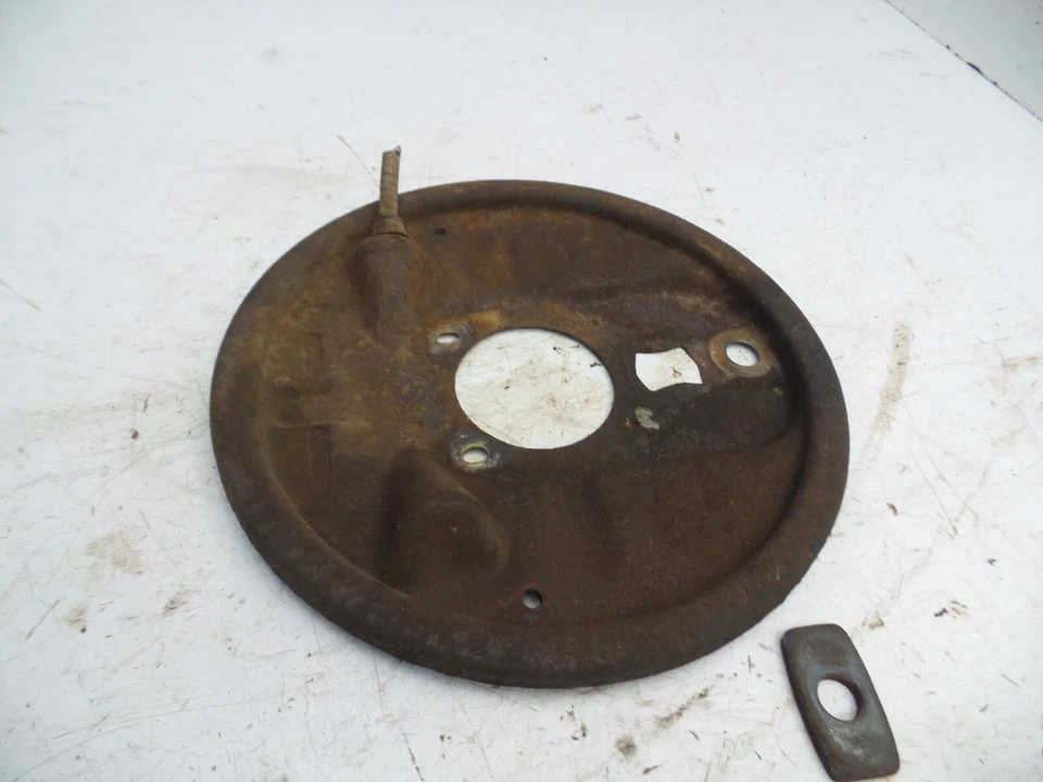 82-92 FIREBIRD CAMARO REAR DRUM BRAKE BACKING PLATES DUST SHIELDS ORIGINAL - Image 4 of 4