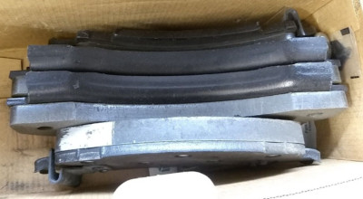 ARI 64-D411 Brake Pads (b228)