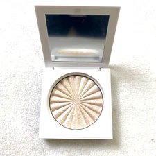 OFRA X NIKKIETUTORIALS Glazed Donut Highlighter 0.35oz