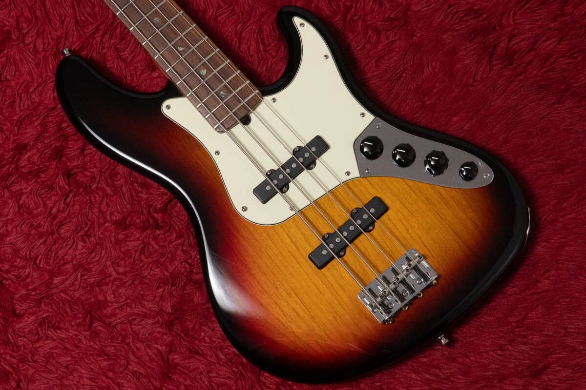 Fender American Deluxe Jazz Bass | eBay