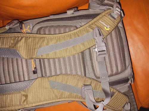 Lowepro Flipside Trek BP350 AW Camera Photography Backpack Great Cond Overall - Picture 7 of 8