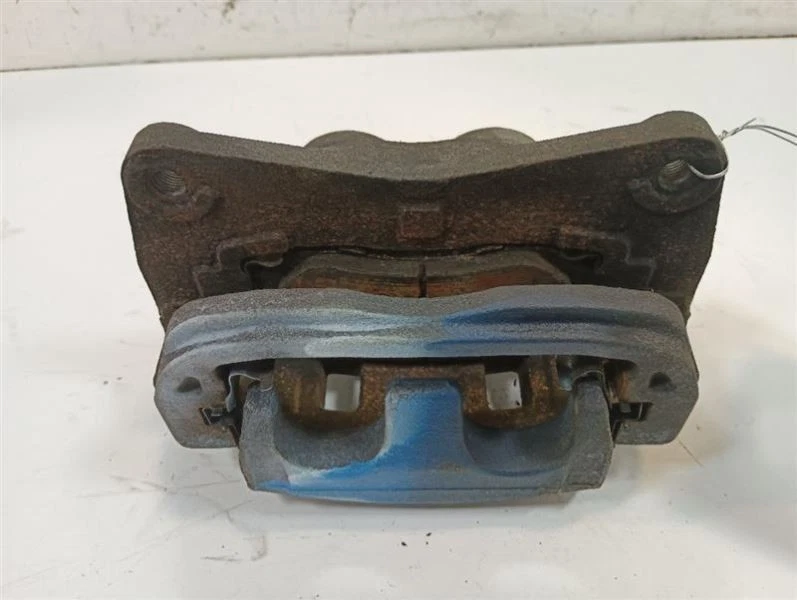 Pinza de freno delantero izquierdo Subaru Outback 2011 10177920 Foto 2 de 4