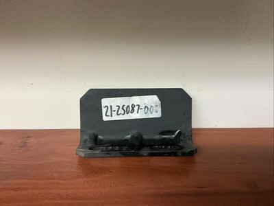 21-25087-000 BRACKET - ROAD LIGHT FREIGHTLINER