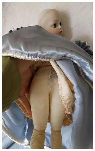 Vintage French Bru Doll, Bells Ceramics Reproduction Bisque Head Doll 15" - Bild 9 von 9