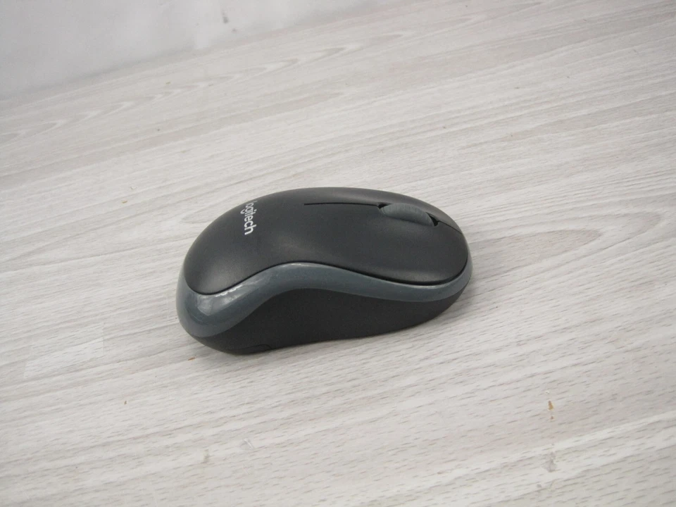 Logitech M185 Wireless Optical Mouse 2.4 GHz Red 910- 003635 Mini Tested * - Image 2 of 4