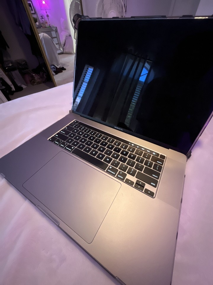 macbook pro 2019 16 inch i9 64gb 1tb *CASE AND CHARGER INCLUDED* eBay