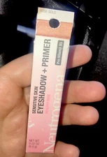 Neutrogena Sensitive Skin Eyeshadow+Primer Rose Gold .22oz - NEW