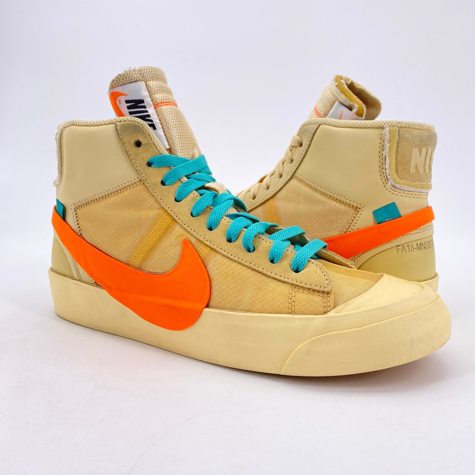 OFF WHITE X NIKE Nike Blazer Mid "ALL HALLOWS EVE" 2019 Taglia 9 aa3832 700 (1 3259)