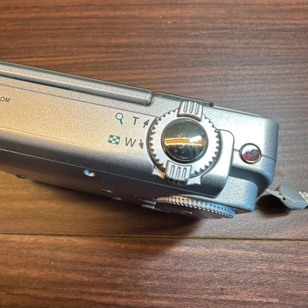 Olympus i:robe IR-500 4.0MP Digital Camera - Silver for sale Olympus i:robe IR-500 4.0MP Digital Camera - Silver for sale