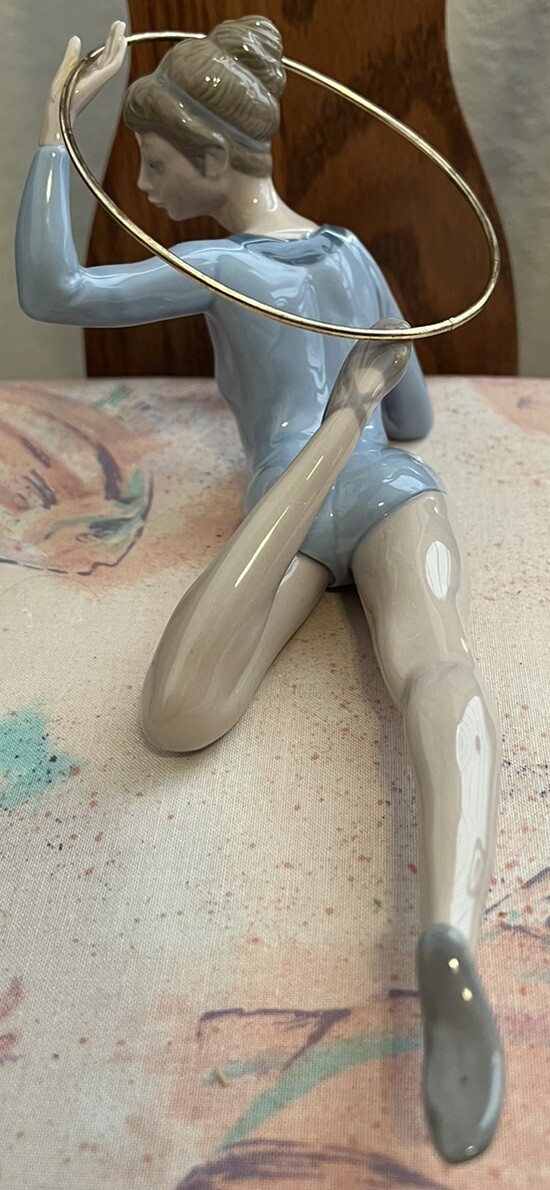 LLADRO 5331 Gymnast with Ring Retired! Mint Condition! No Box! L