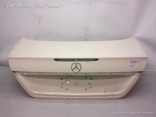 Mercedes W211 Heckklappe 623 Hellelfenbein BJ2007 Mercedes W211 Heckklappe 623 Hellelfenbein BJ2007