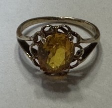 Vintage 10k Yellow Gold Ring w/ Oval Orange Sapphire 1.8 Grams Size 5 2591.96 per troy oz