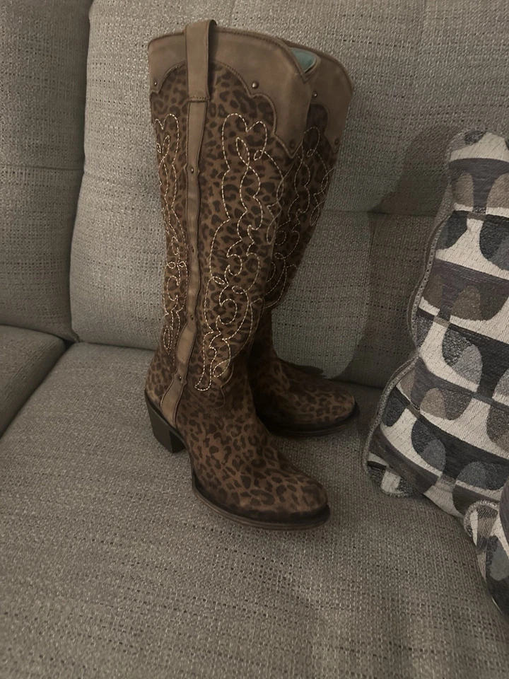 Botas de corral de leopardo para mujer talla 7M Foto 2 de 4