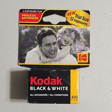 Kodak Black  White 12 Exposure 400 Film, Develop Before 03/2006
