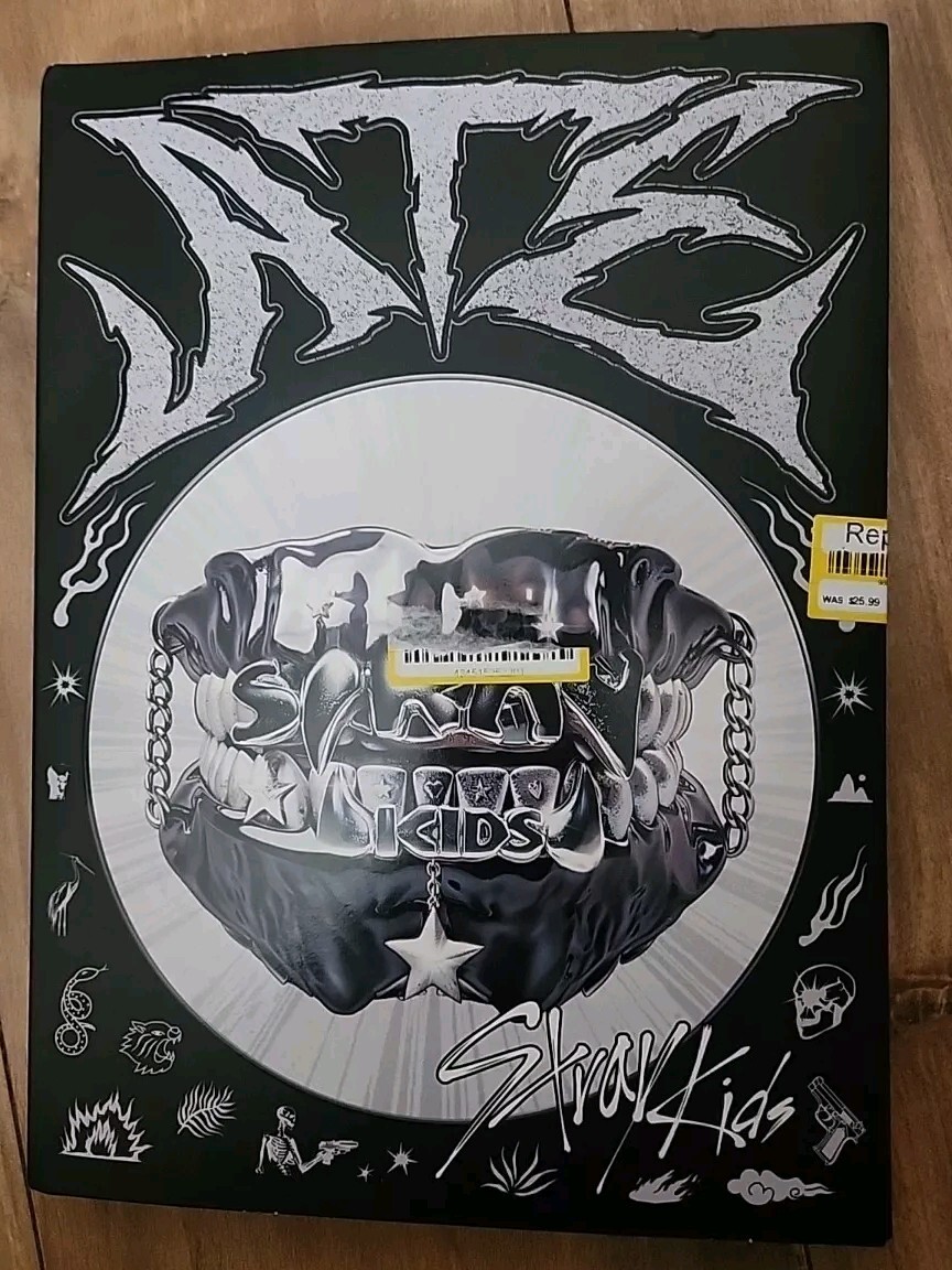 Stray Kids~Ate~CHK CHK Version~CD~Photobook~Poster~Band Cards~Stickers~2024