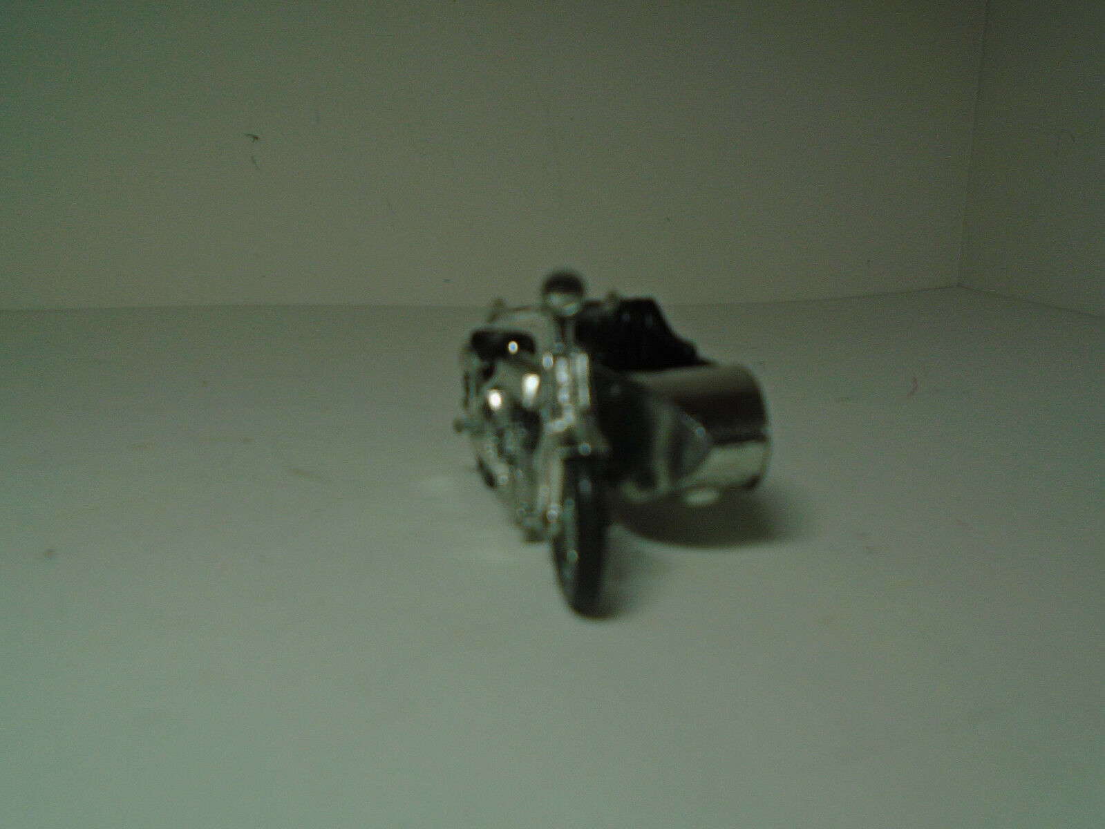 Picture 2 of 10