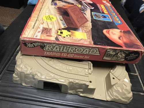 Vintage Mattel Hot Wheels Railroad Trains-To-Go with Box - Sealed Pieces 1985 - Picture 24 of 24