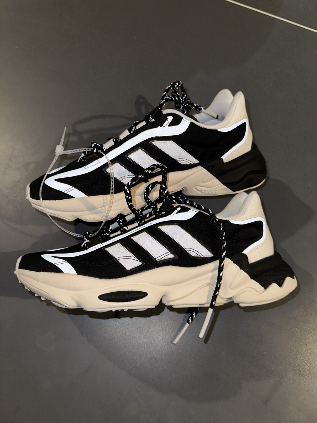ozweego adidas pure