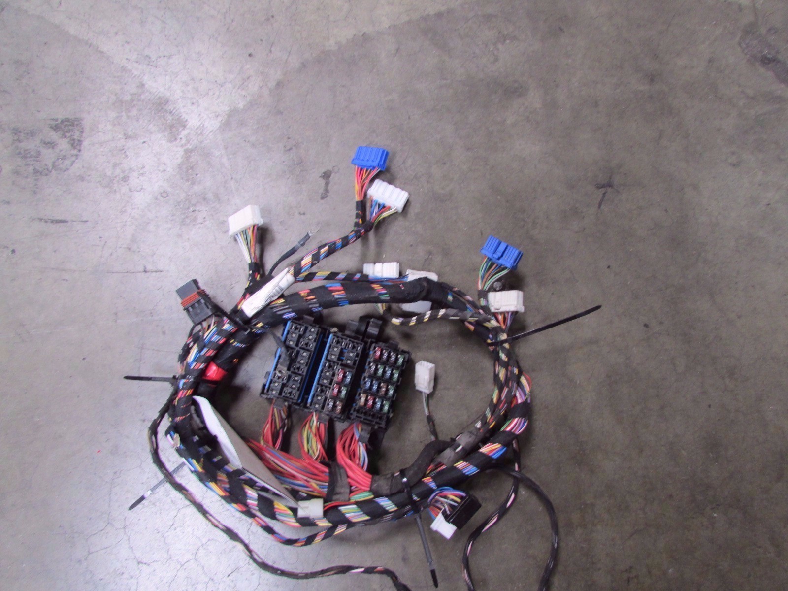 Ferrari 360, LH, Left Rear Tunnel Wiring Harness, Used, P/N 188899