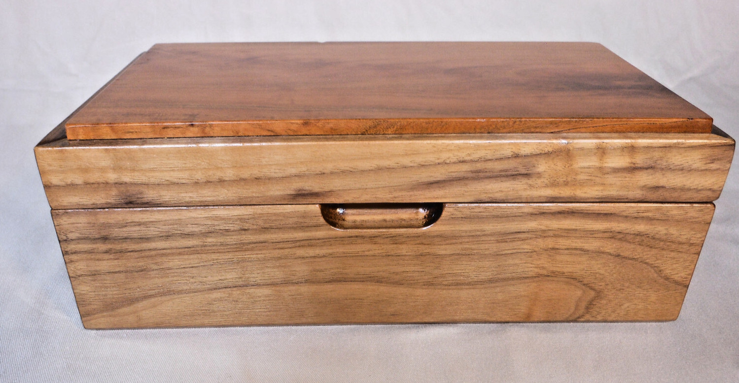 / Walnut And American Cherry / Hnadmade / For Men Or Women /