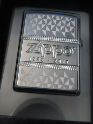 ZIPPO LIGHTER COLLECTIBLE OF THE YEAR 85 ANNIVERSARY LIMITED