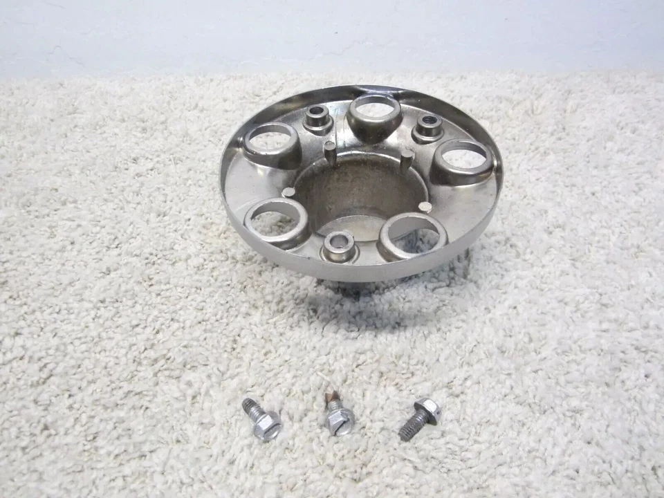 Chevrolet 1967-1972 camioneta 2x2/C10 OEM 15" rueda de rally tapa central de metal #2F-4 Foto 2 de 2