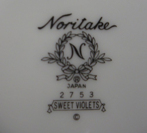 Noritake SÜSSE VEILCHEN 20-teiliges Set VIER GEDECKE MEHR HIER NEU IM KARTON - Bild 7 von 7