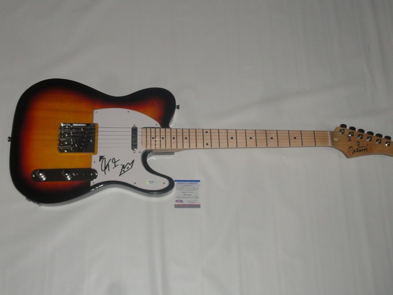 CHRISTONE KINGFISH INGRAM SIGNED SUNBURST ELECTRIC GUITAR BLUES LEGEND PSA COA 1