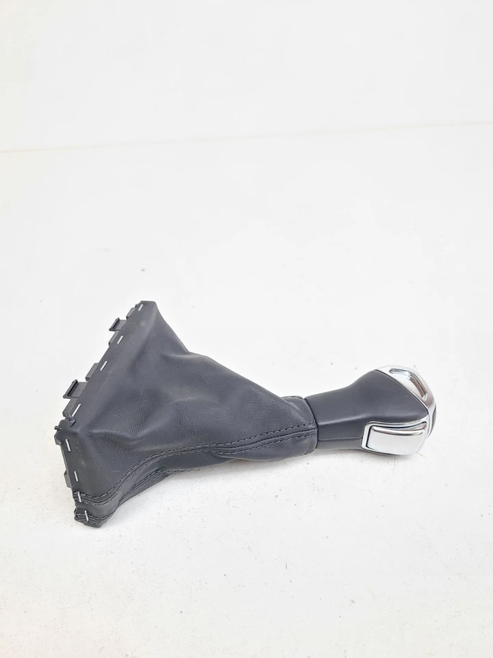 AUDI Q3 2019-2024 transmisión cambio palanca palanca manija y maletero OEM Foto 4 de 4