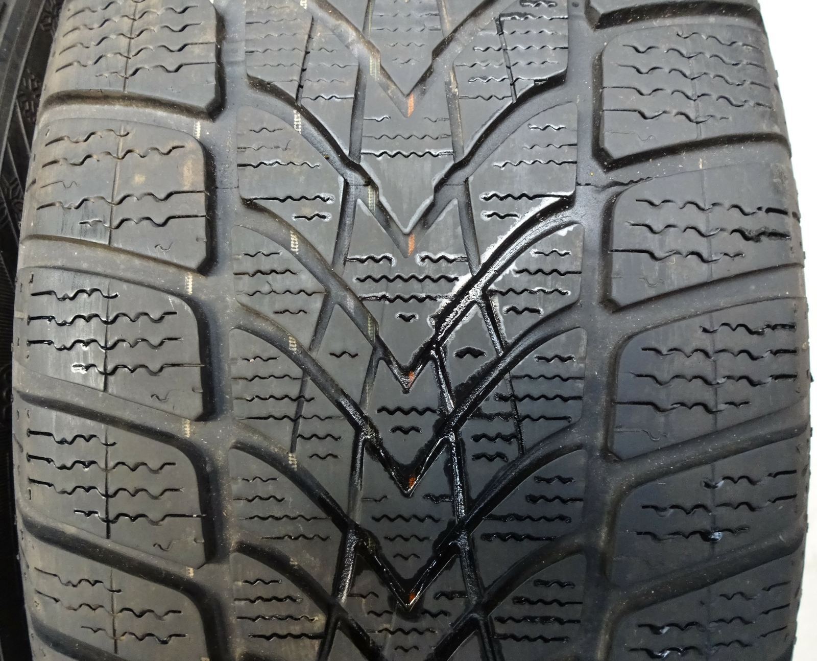 2 Pneumatici Invernali Dunlop SP WinterSport 4D DSST RSC M S 225 50 