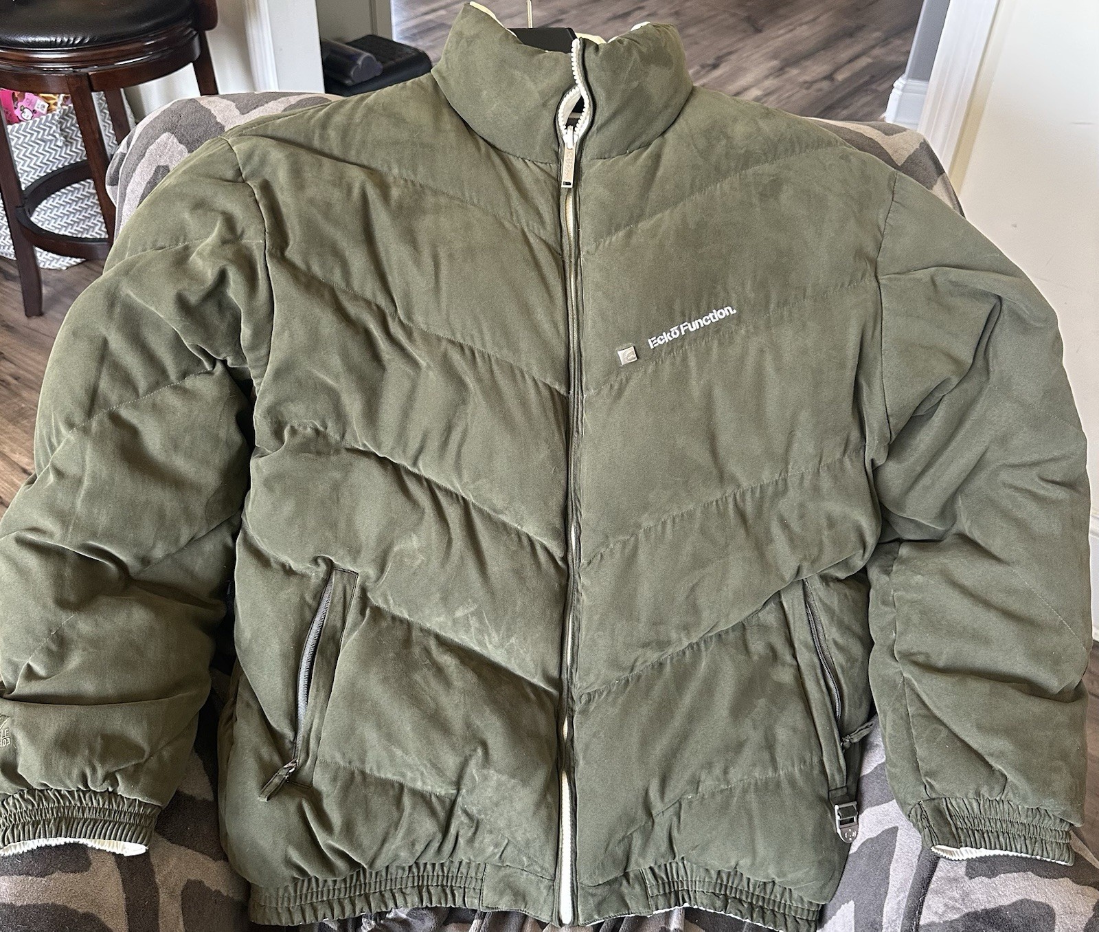 Ecko Function Reversible Olive White Puffer Jacke… - image 1