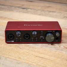 Focusrite Scarlett 2i2 3rd Gen USB Audio Interface Studio Recording U286153