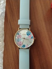 s.Oliver Armbanduhr Damen Quarzuhr Analog, mit Silikon Armband, Silber, 3 bar