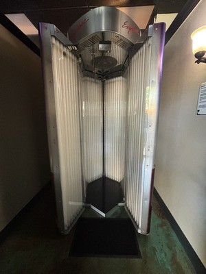 Ergoline Platinum Tanning Booth